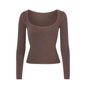 Skims Cocoa vintage long sleeve scoop neck top, size small!